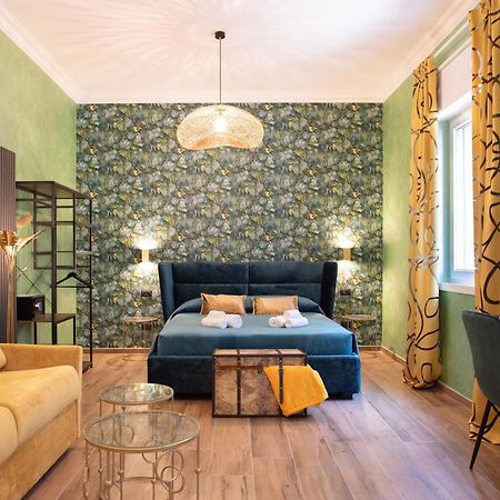 Jungle Boutique Hotel เนเปิลส์ ภายนอก รูปภาพ