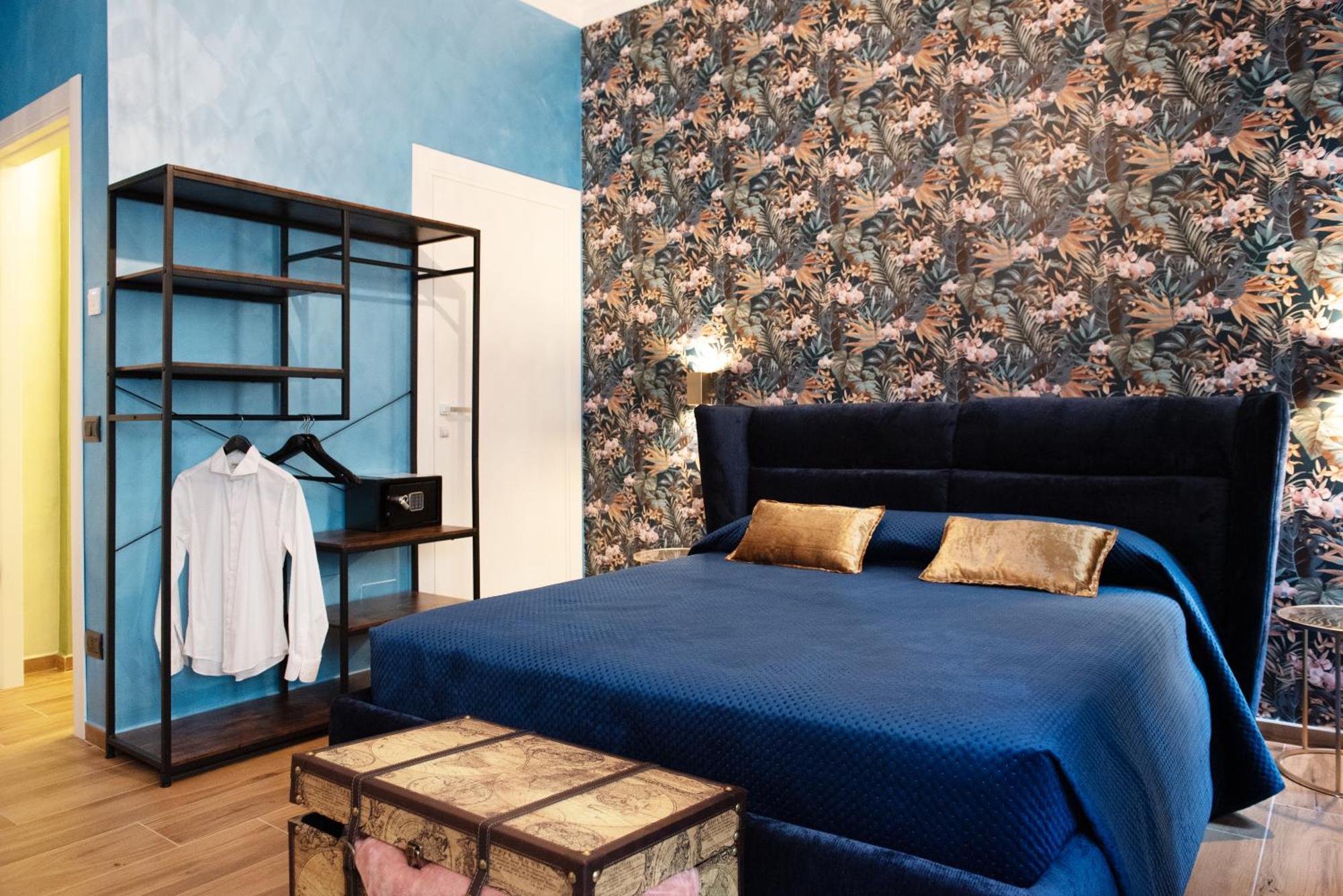 Jungle Boutique Hotel เนเปิลส์ ภายนอก รูปภาพ