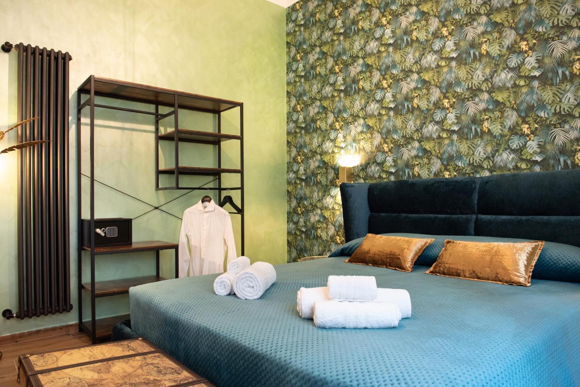 Jungle Boutique Hotel เนเปิลส์ ภายนอก รูปภาพ